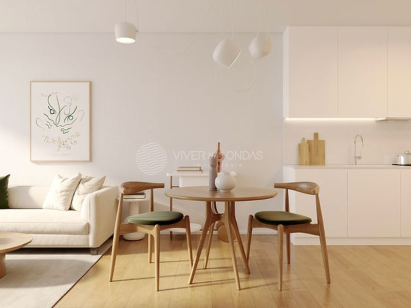 Apartment in Leca da Palmeira - Image 2