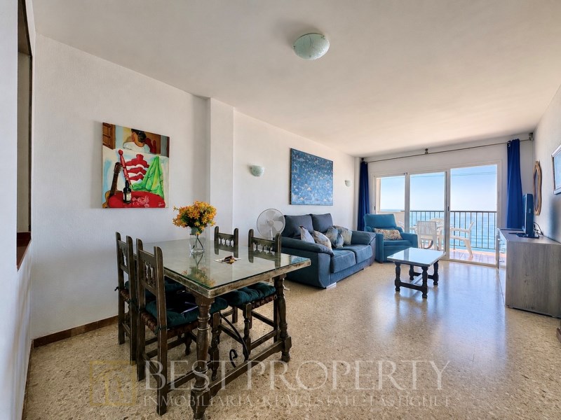 Apartment for sale in Nerja facing the sea. Beachfront with amazing views. Close - 5