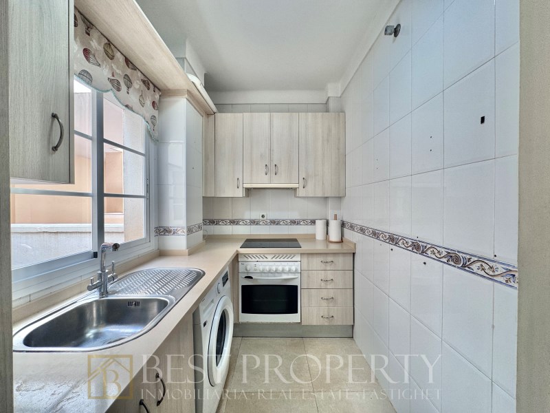 Apartment for sale in Nerja. Just 100 meters from Torrecilla beach. 

Ideal home - 5