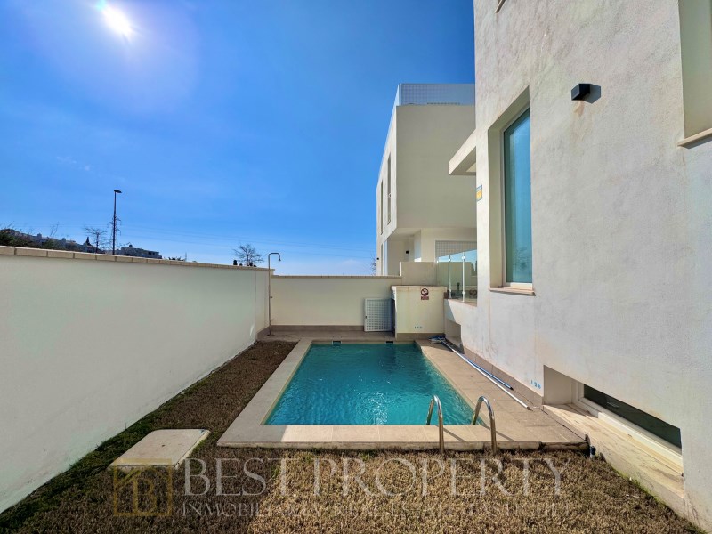 Detached villa house for sale in nerja.

Discover your new home in Nerja! This s - 3