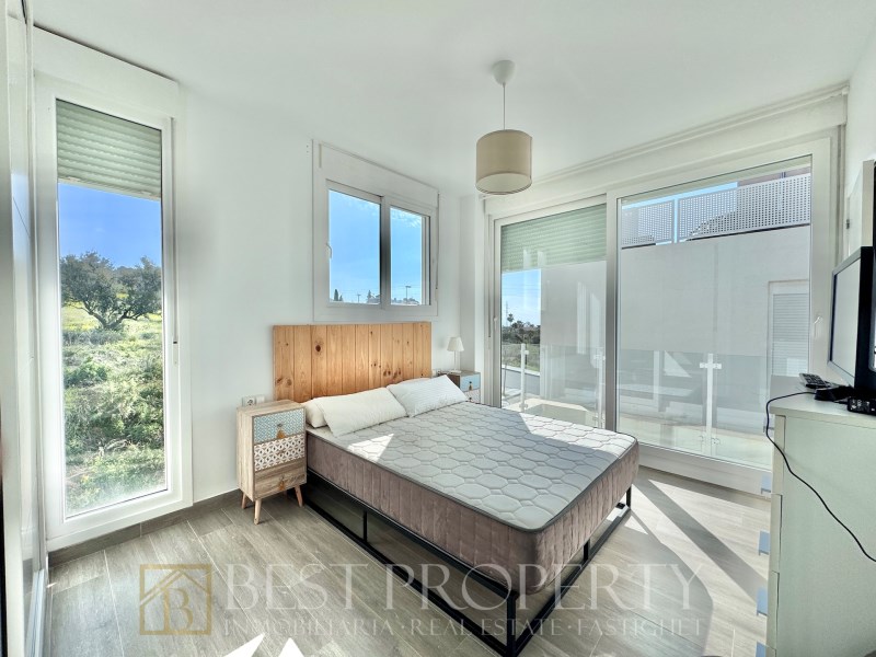 Detached villa house for sale in nerja.

Discover your new home in Nerja! This s - 11