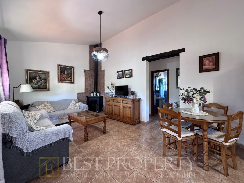 Exclusive with Best Property Real Estate.

Charming Cortijo for sale in Frigilia - 6