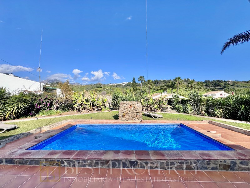 Exclusive with Best Property Real Estate.

Charming Cortijo for sale in Frigilia - 18