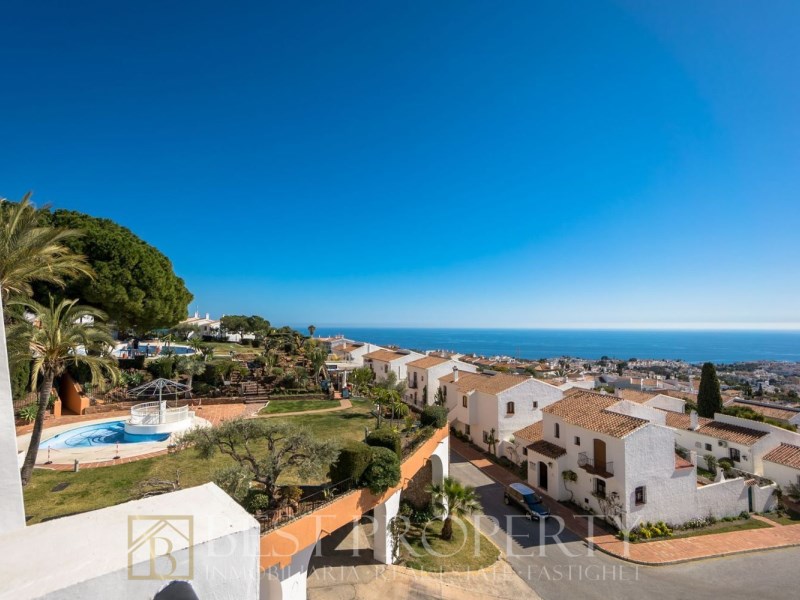 Investment opportunity in Nerja. Penthouse with sea views for sale in Nerja, wit - 4