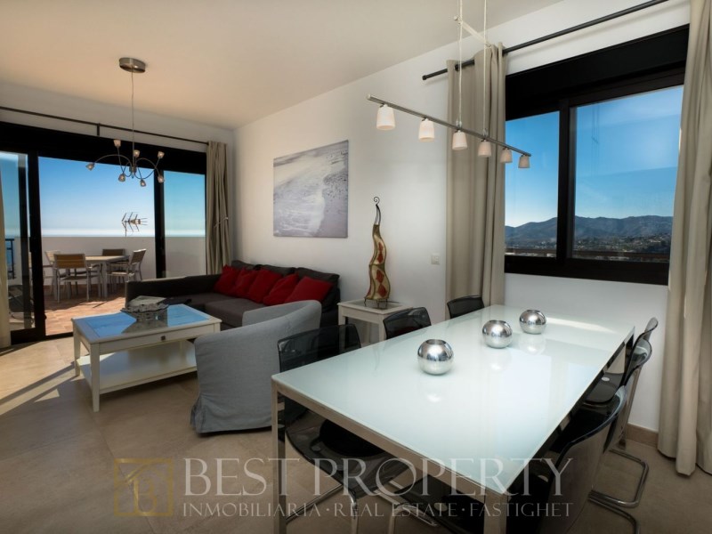 Investment opportunity in Nerja. Penthouse with sea views for sale in Nerja, wit - 9