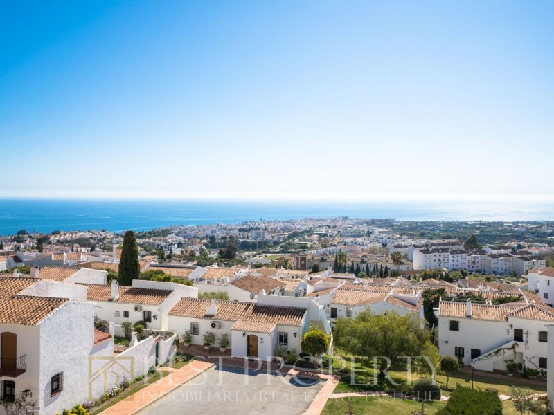 Investment opportunity in Nerja. Penthouse with sea views for sale in Nerja, wit - 14