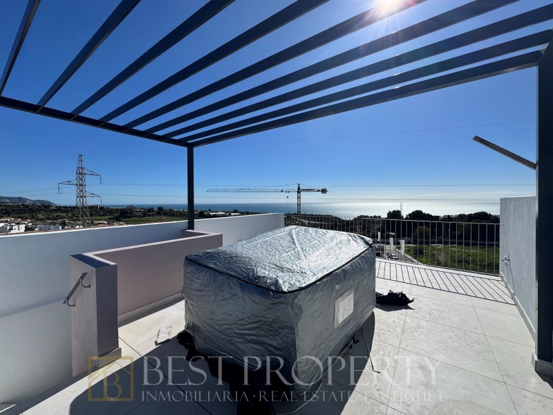ONLY 3 units left ! All with sea views !

We present this modern residential pro - 5