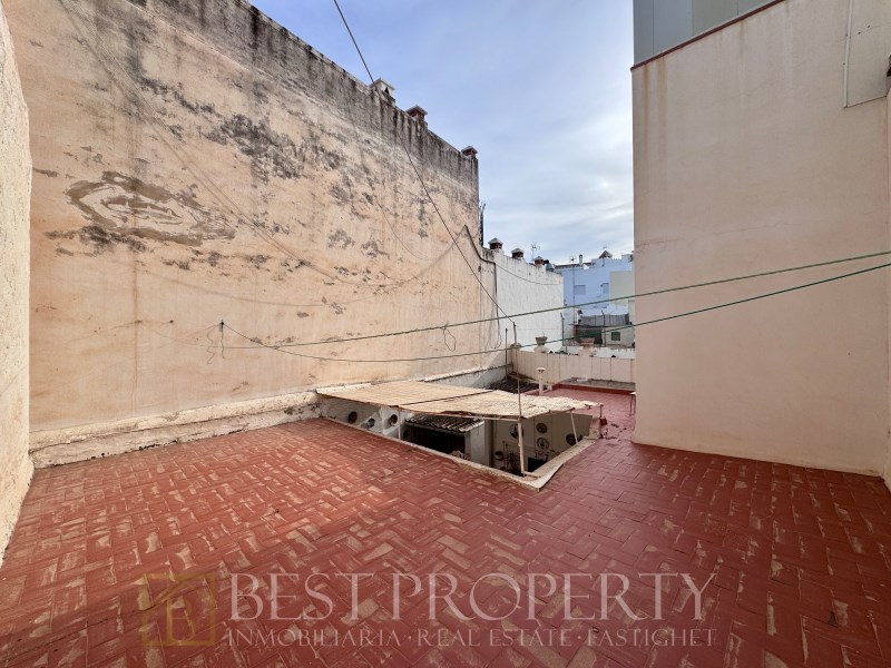 Townhouse for sale in Nerja centre | Great renovation potential near the Balcón  - 12
