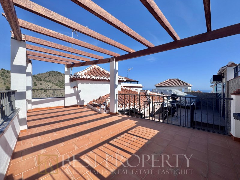 House for sale in Frigiliana for €415,000 | Sea views and great rental potential - 19