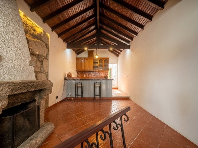 Villa in Porto - view 1