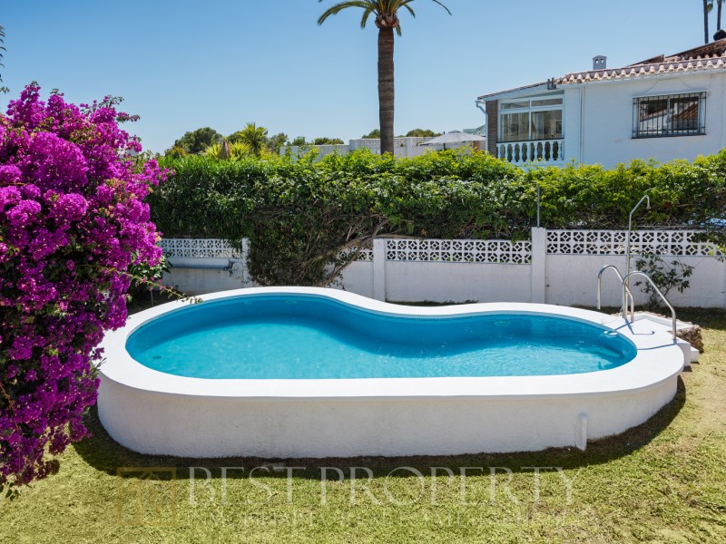 Very rare Opportunity in this position, Eastern Nerja above Burriana. Lovely bri - 24