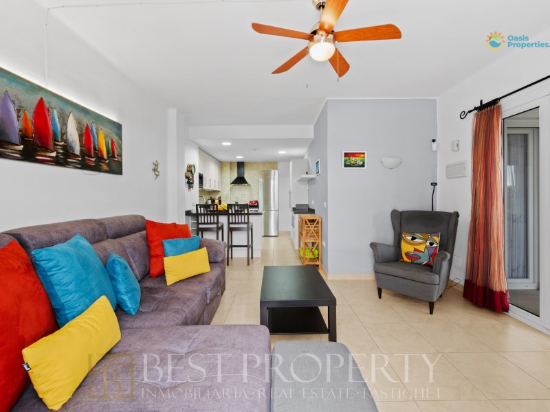 Well situated with easy access, at the desirable Oasis de Capistrano. The proper - 9
