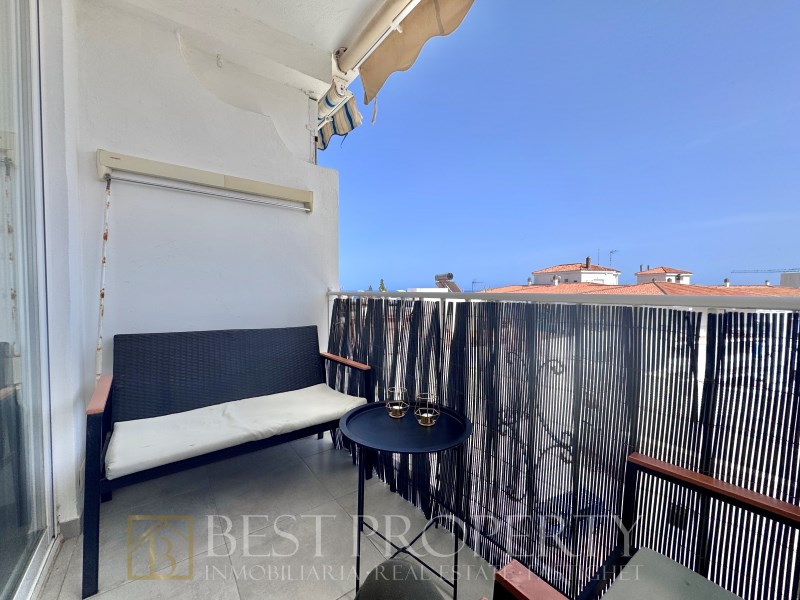 Just a few minutes' walk from the Balcón de Europa, La Torrecilla beach and the  - 10