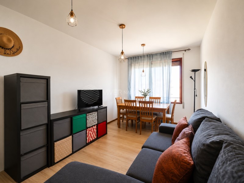 Apartment in Rio Tinto - Image 2