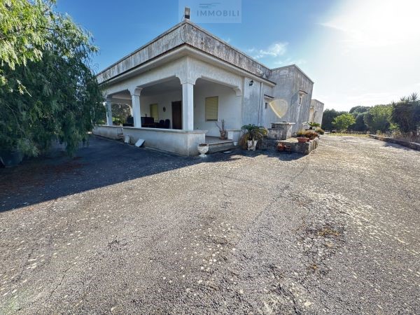 House in Carovigno - view 1
