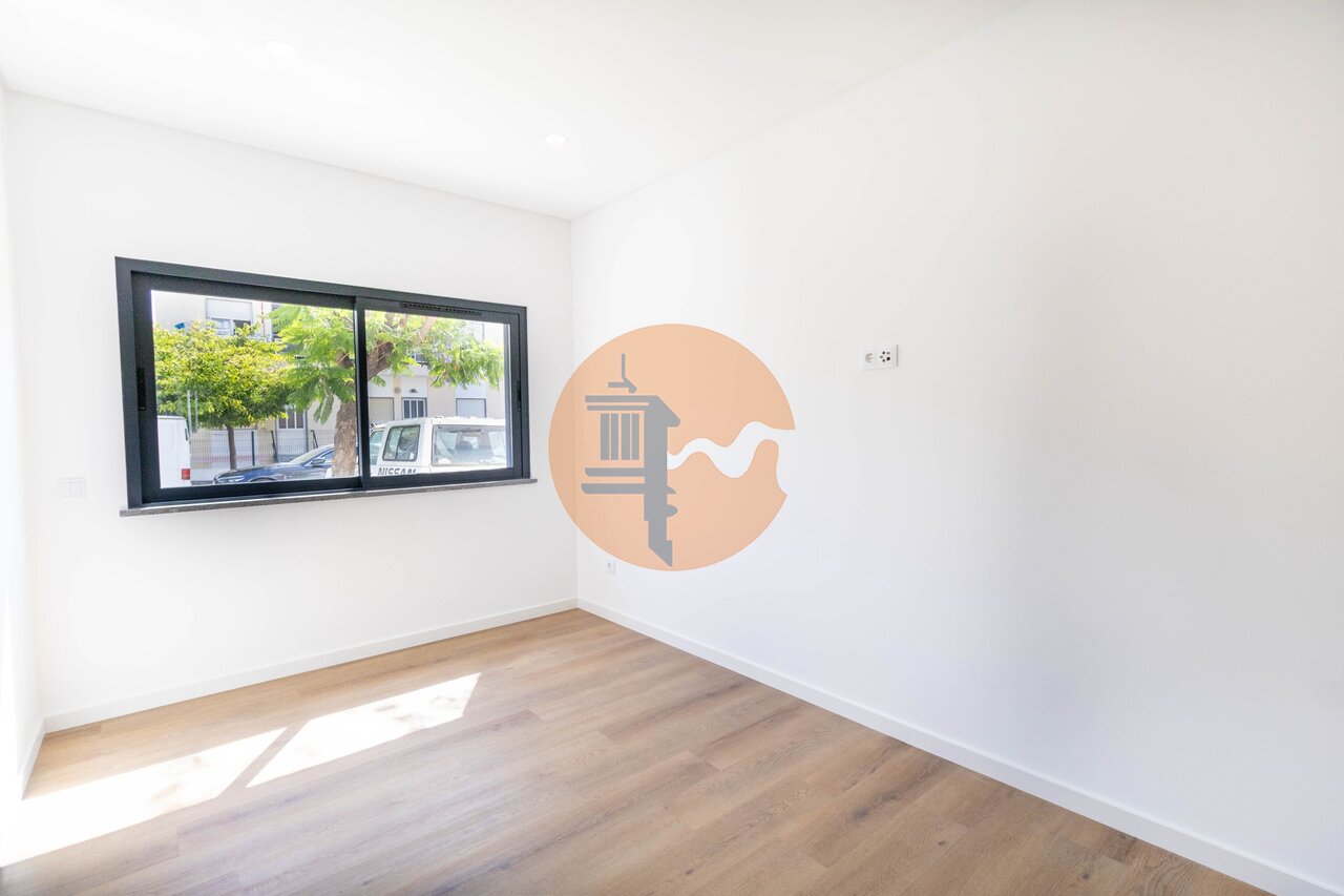 Apartment in Olhao - Image 2