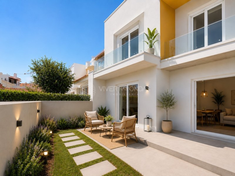 House in Caparica - view 1