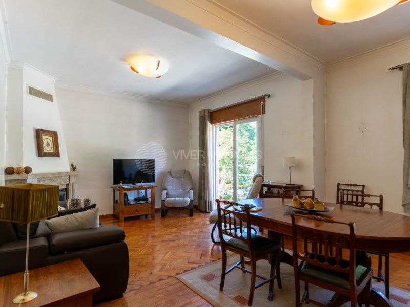 Apartment in Corroios - view 1