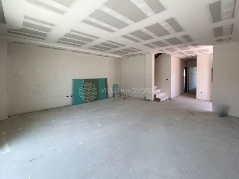 Villa in Fernao Ferro - Image 2