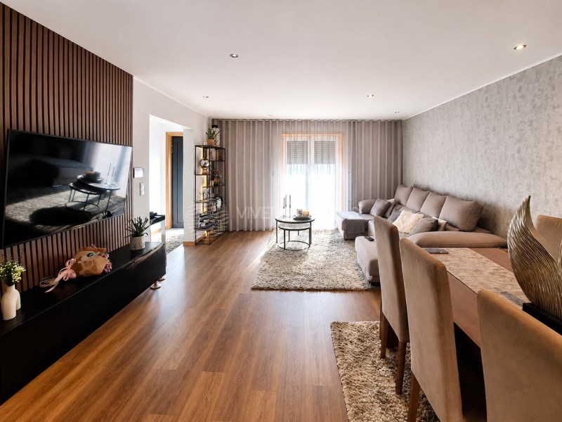 Villa in Matosinhos - Image 2