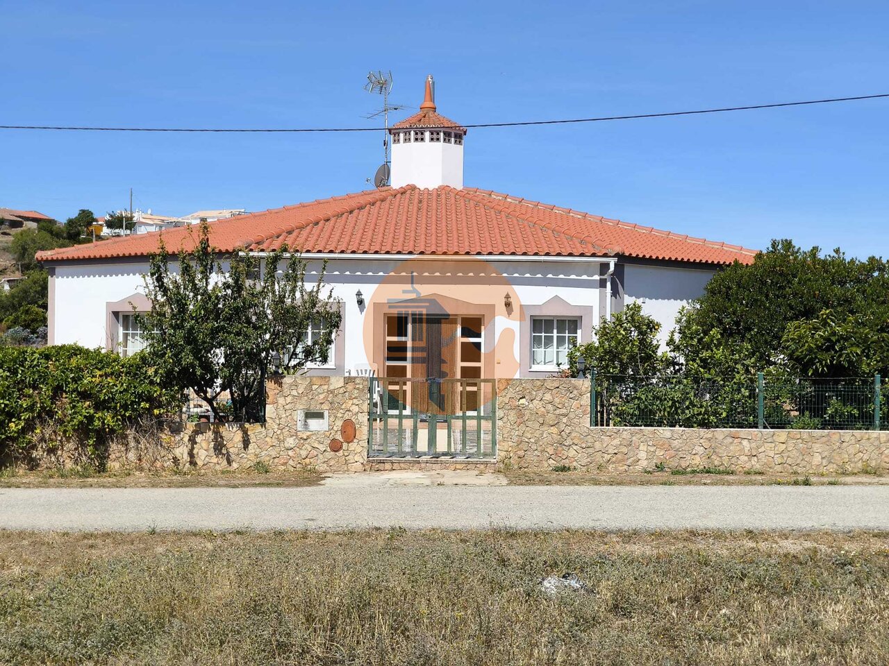 Villa in Castro Marim - view 1