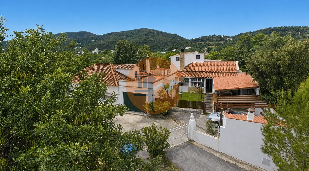 Farm, Ranch or Equestrian in Sao Bras de Alportel - view 1