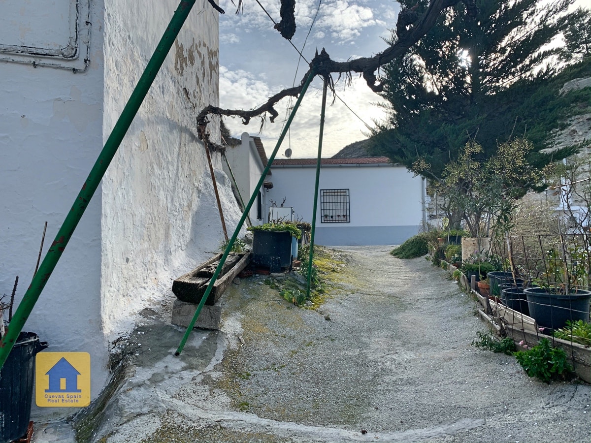 House in Galera - Image 3